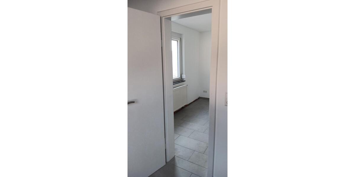 Etagenwohnung Markgröningen - 4 Zimmer, 80 m&sup2;, 980&euro; | Angebot:25087496