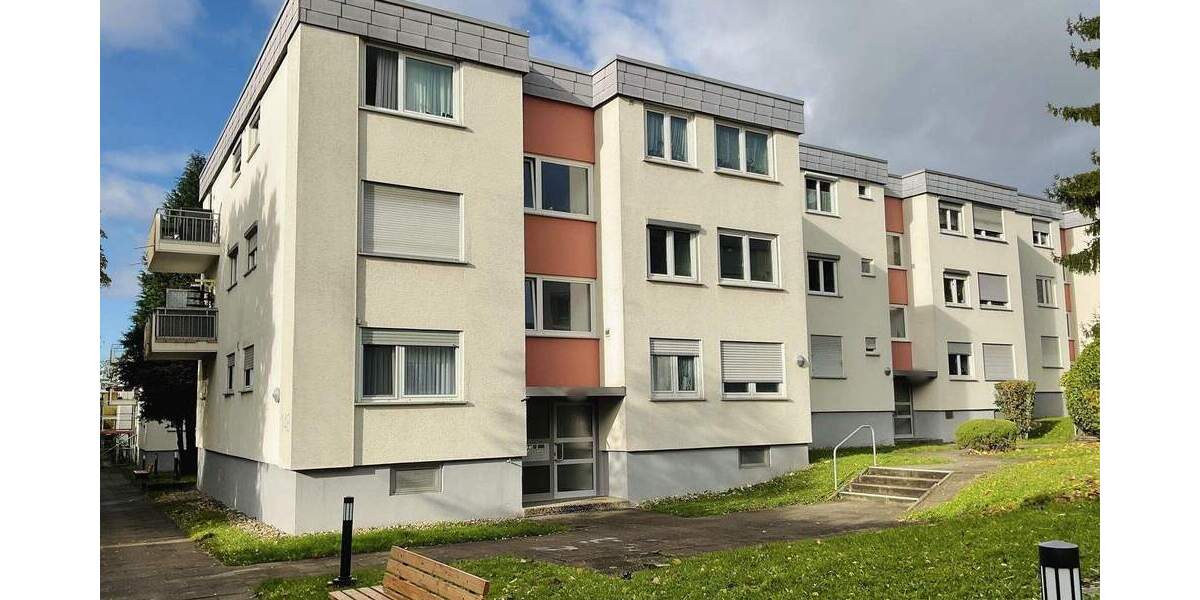 Etagenwohnung Stuttgart Bad Cannstatt - 3 Zimmer, 84 m&sup2;, 290.000&euro; | Angebot:25727204