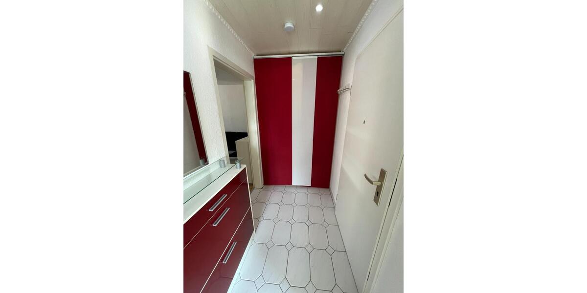 Etagenwohnung Stuttgart Bad Cannstatt - 2 Zimmer, 54 m&sup2;, 229.000&euro; | Angebot:25753536