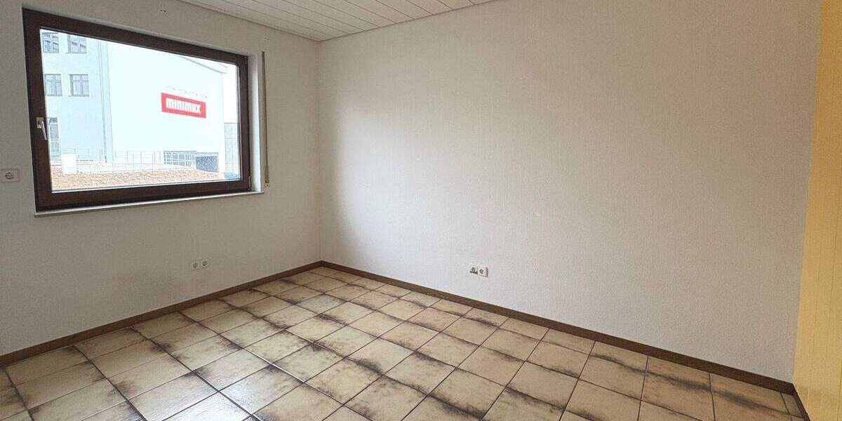 Etagenwohnung Stuttgart Zuffenhausen - 4 Zimmer, 98 m&sup2;, 450.000&euro; | Angebot:25662729