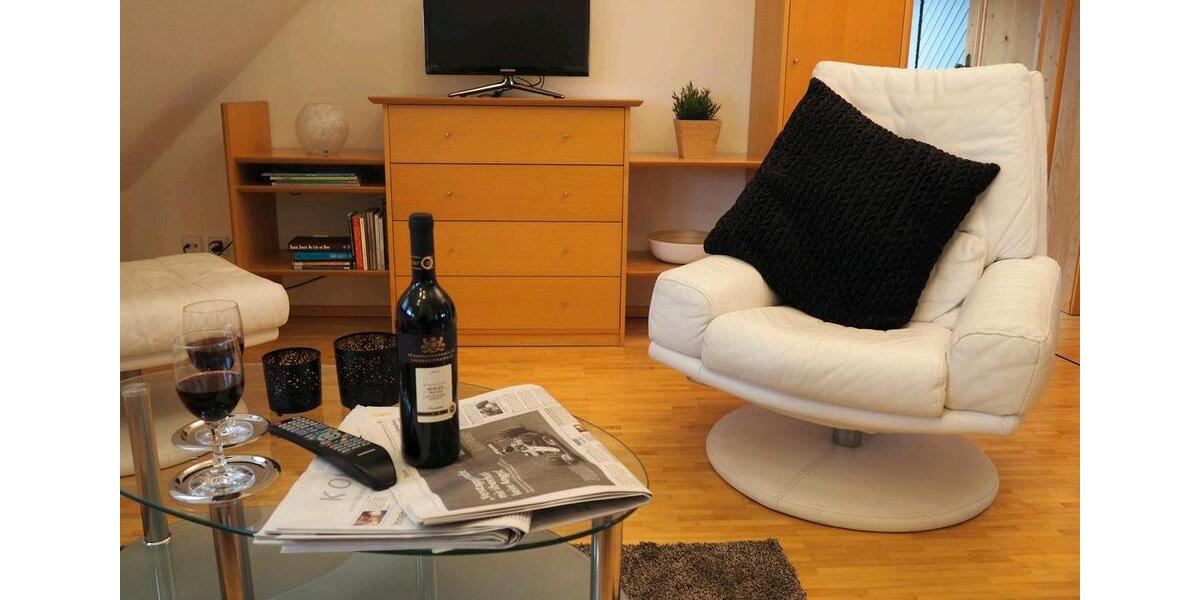 Dachgeschoßwohnung Erdmannhausen - 2.5 Zimmer, 55 m&sup2;, 1.000&euro; | Angebot:25163224