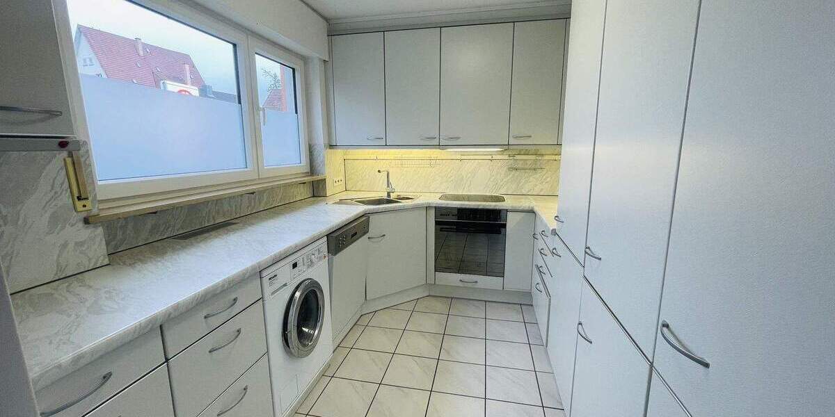 Etagenwohnung Stuttgart Feuerbach - 3 Zimmer, 95 m&sup2;, 297.000&euro; | Angebot:25821896