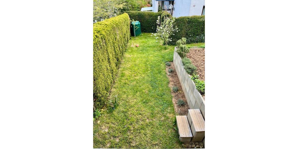 Erdgeschoßwohnung Esslingen am Neckar Brühl - 4.5 Zimmer, 114 m&sup2;, 1.350&euro; | Angebot:26341258