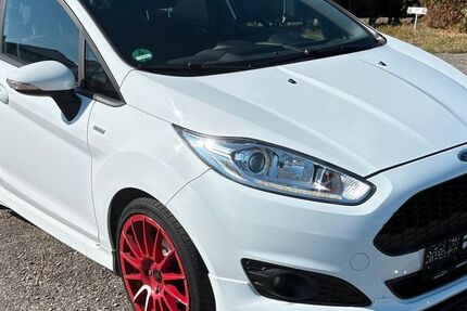 Ford Fiesta 117.581 km 5.900 &euro; Stetten 70771