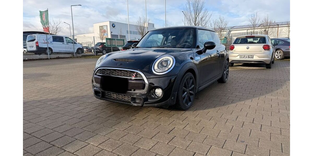 Mini Cooper S Coupé 70.000 km 18.000 &euro; Ludwigsburg 71640