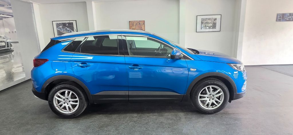 Opel Grandland (X) 45.000 km 14.490 &euro; Asperg/Ludwigsburg bei Stuttgart 71679