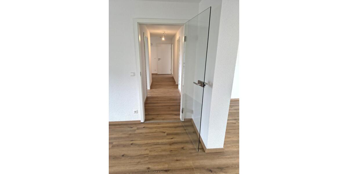 Erdgeschoßwohnung Weil Im Schönbuch - 3.5 Zimmer, 84 m&sup2;, 1.050&euro; | Angebot:25993633