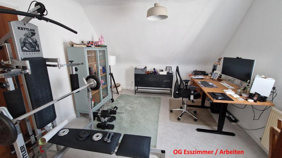 Einfamilienhaus Esslingen am Neckar Pliensauvorstadt - 7 Zimmer, 127 m&sup2;, 439.000&euro; | Angebot:27255830