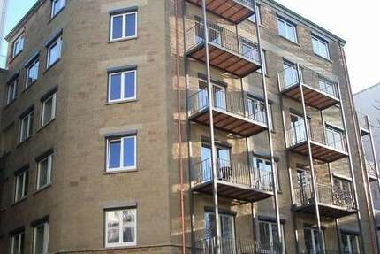 Wohnung Stuttgart Stuttgart-Süd - 2 Zimmer, 108 m&sup2;, 1.390&euro; | Angebot:26731918