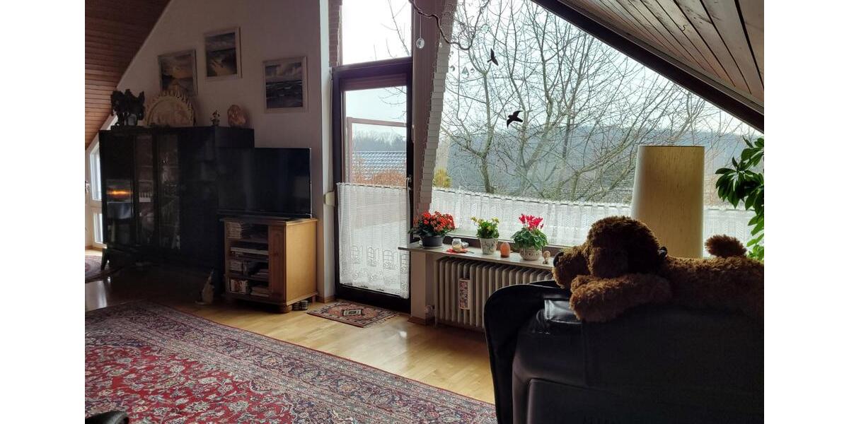 Dachgeschoßwohnung Stuttgart Sillenbuch - 3 Zimmer, 86 m&sup2;, 370.000&euro; | Angebot:24278521