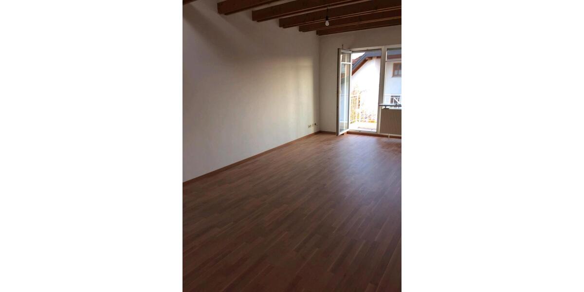 Dachgeschoßwohnung Owen - 2 Zimmer, 67 m&sup2;, 800&euro; | Angebot:24829837