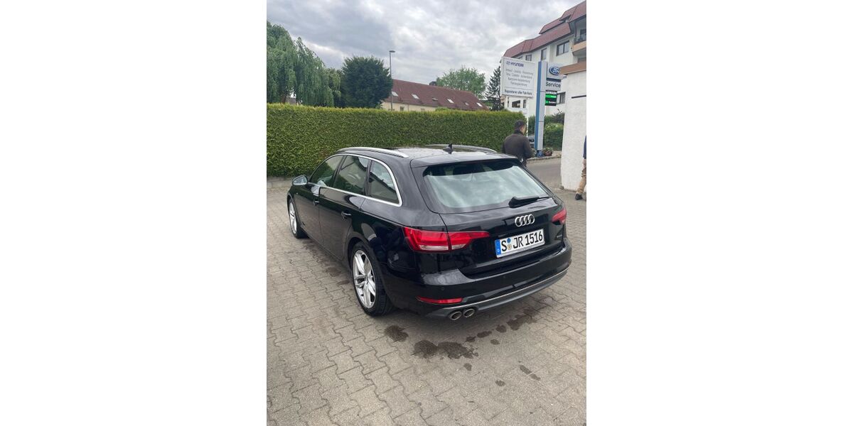 Audi A4 204.091 km 14.750 &euro; Stuttgart 70192