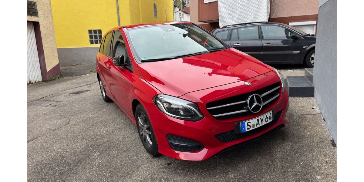 Mercedes-Benz B 180 11.800 km 15.100 &euro; Esslingen 73732