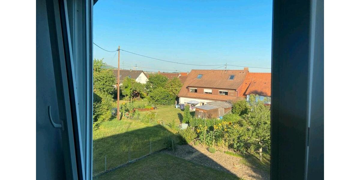 Dachgeschoßwohnung Beuren - 3 Zimmer, 80 m&sup2;, 880&euro; | Angebot:26042470