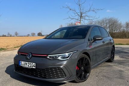 VW Golf 42.500 km 1.234 &euro; Stuttgart 70599