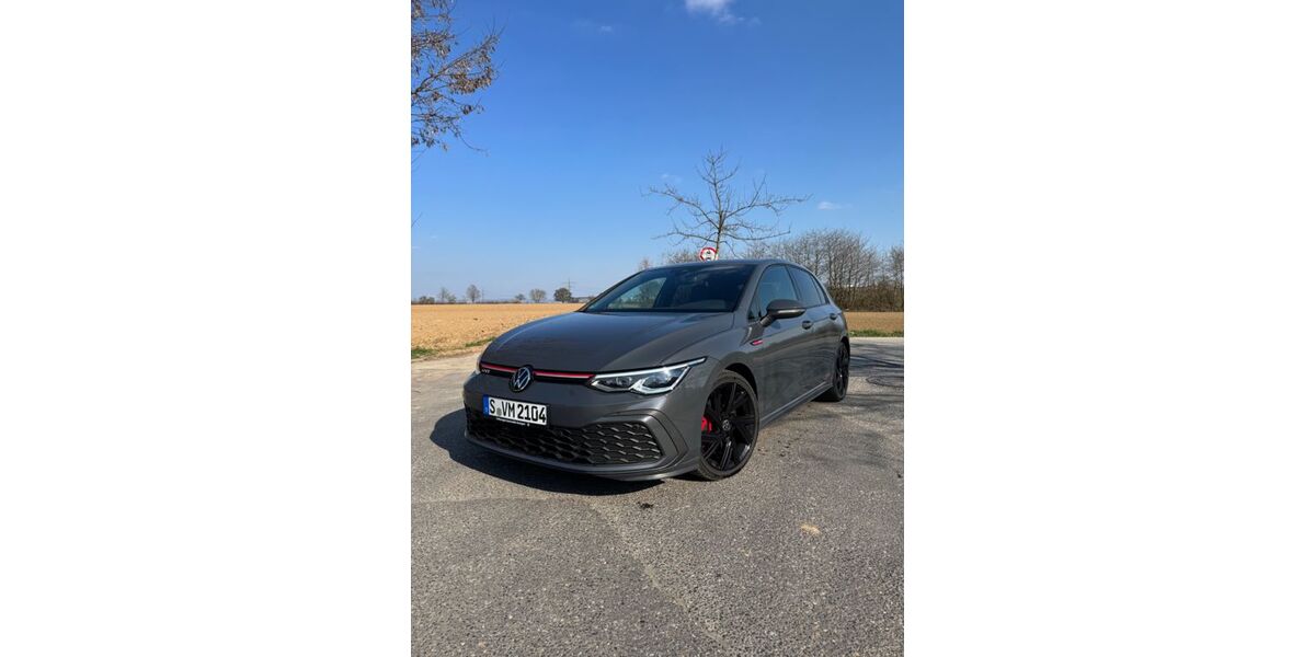 VW Golf 42.500 km 1.234 &euro; Stuttgart 70599