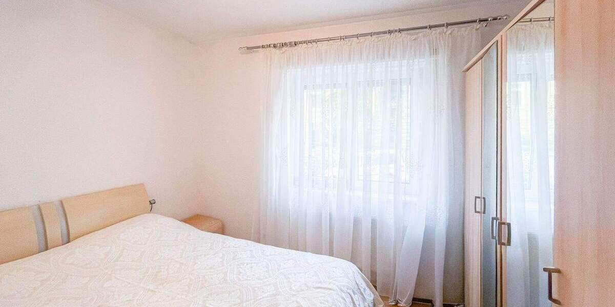 Etagenwohnung Stuttgart Mitte - 3 Zimmer, 63 m&sup2;, 289.000&euro; | Angebot:25706130