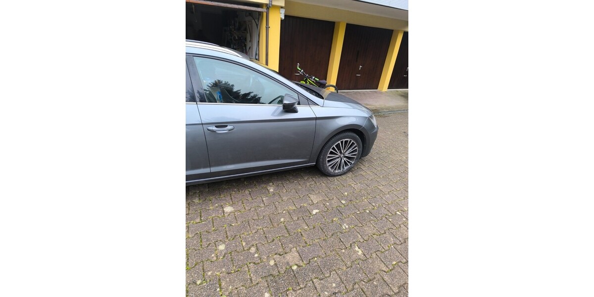 Seat Leon ST 93.000 km 15.000 &euro; Schorndorf 73614