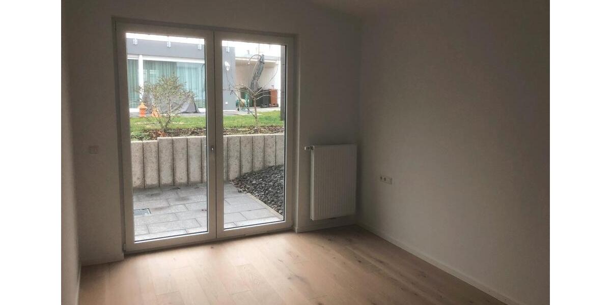Bungalow Kirchheim am Neckar - 3 Zimmer, 115 m&sup2;, 1.720&euro; | Angebot:25917589
