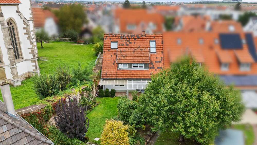 Einfamilienhaus Gerlingen - 7 Zimmer, 145 m&sup2;, 589.000&euro; | Angebot:24984065