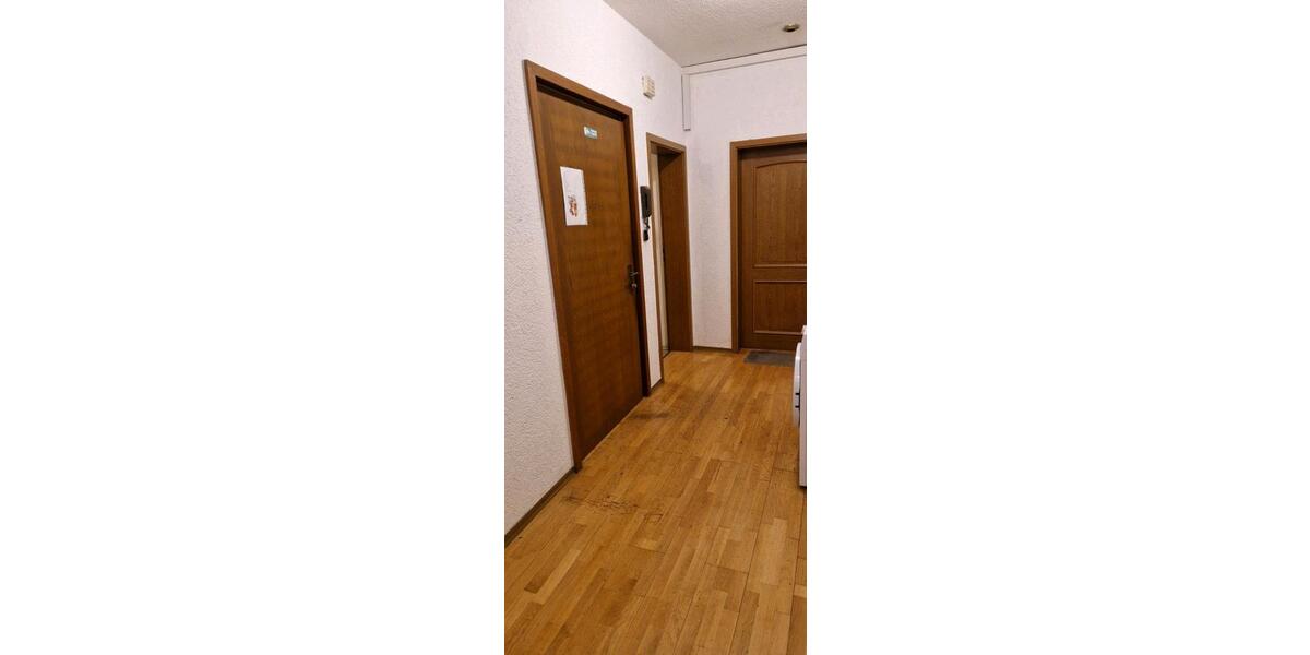 Etagenwohnung Stuttgart Bad Cannstatt - 1 Zimmer, 550&euro; | Angebot:23418905