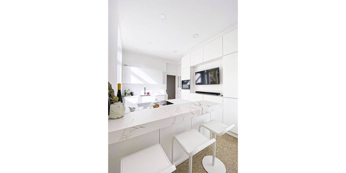 Etagenwohnung Stuttgart Mitte - 5 Zimmer, 165 m&sup2;, 1.080.000&euro; | Angebot:26037292