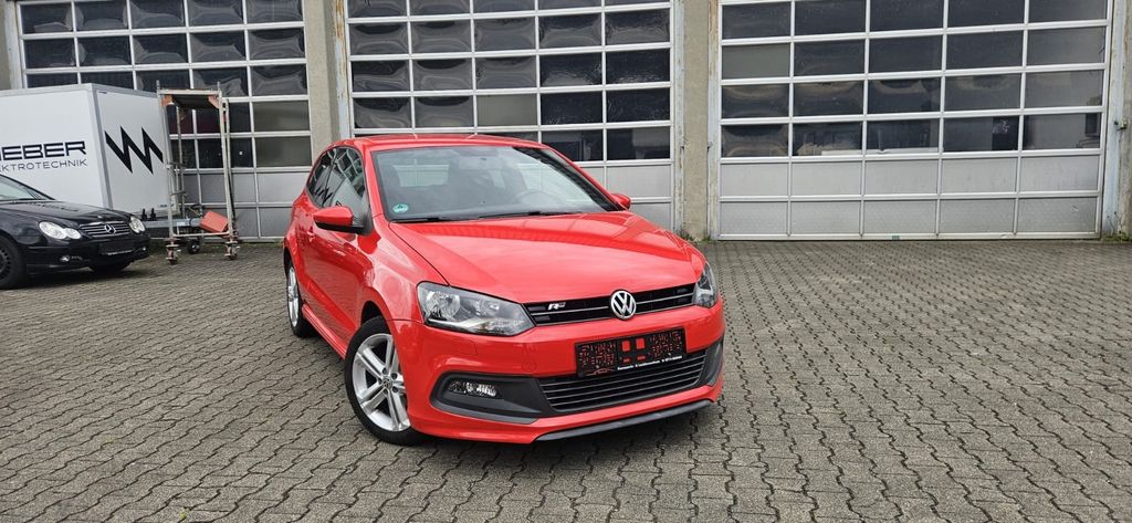 VW Polo 105.597 km 7.900 &euro; Waiblingen Neustadt ( 15 km von Stuttgart ) 71336