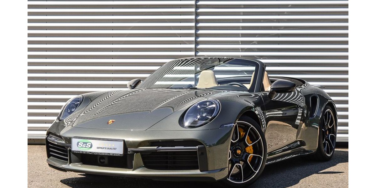 Porsche 992 5.695 km 243.500 &euro; Weinstadt 71384