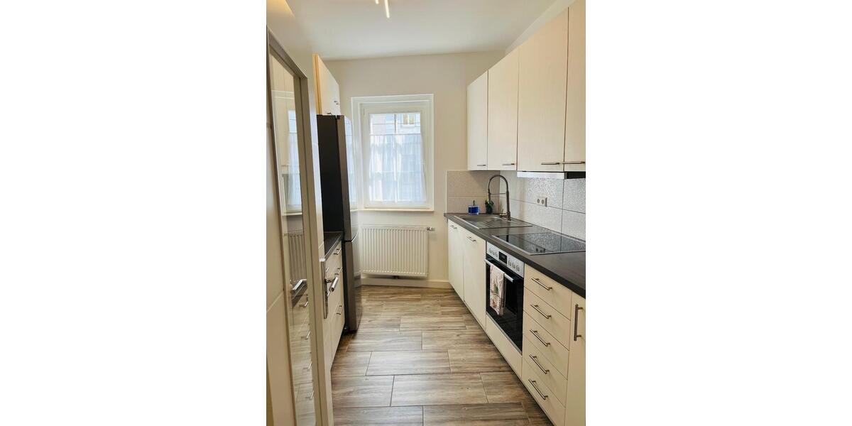 Maisonettenwohnung Stuttgart Luginsland - 3.5 Zimmer, 107 m&sup2;, 1.350&euro; | Angebot:25965671