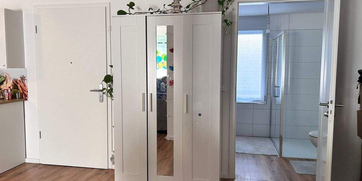 Zimmer Markgröningen - 3 Zimmer, 100 m&sup2;, 1.260&euro; | Angebot:25865448