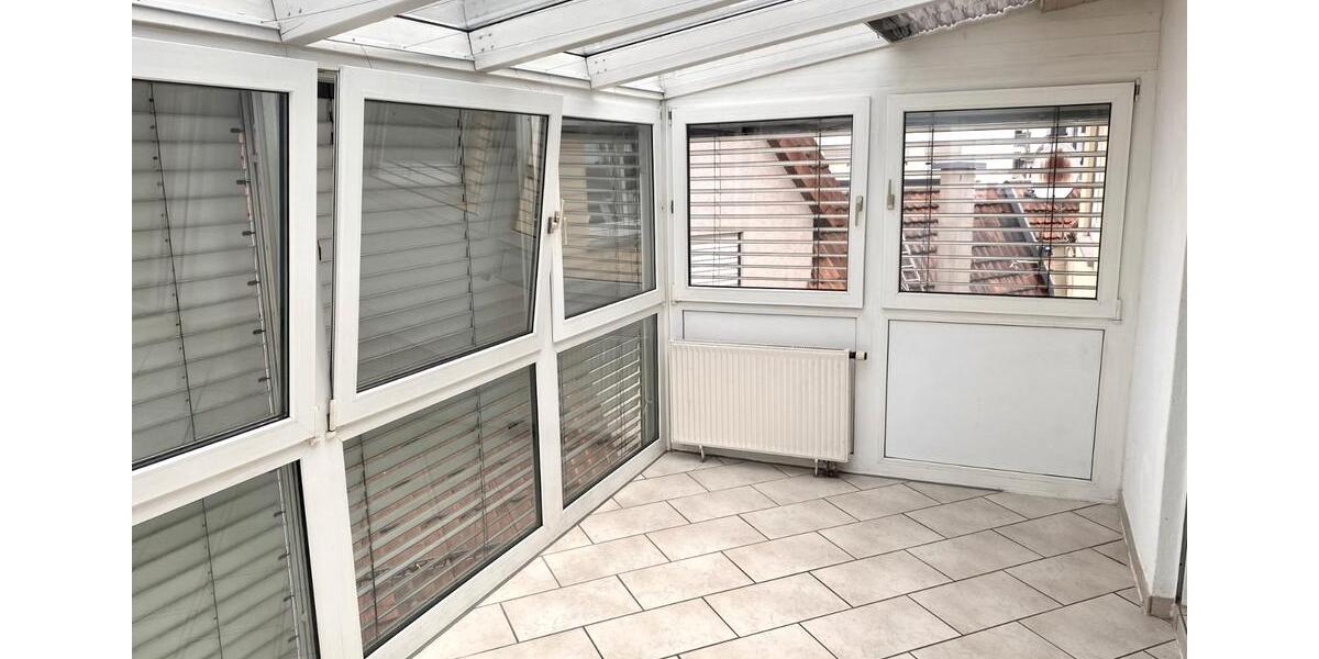 Etagenwohnung Sindelfingen - 3.5 Zimmer, 125 m&sup2;, 1.150&euro; | Angebot:27619223