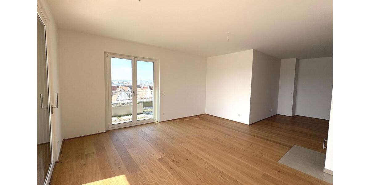 Dachgeschoßwohnung Leonberg - 4 Zimmer, 124 m&sup2;, 2.472&euro; | Angebot:24919337