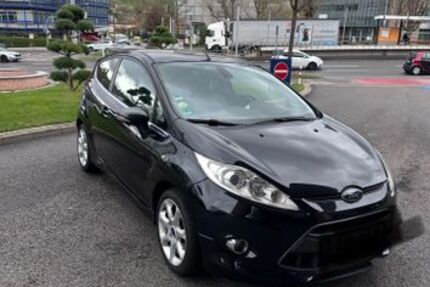 Ford Fiesta 199.800 km 2.200 &euro; Stuttgart 70193