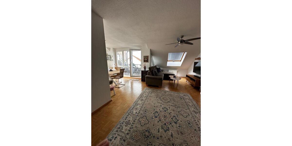 Dachgeschoßwohnung Renningen - 3.5 Zimmer, 75 m&sup2;, 375.000&euro; | Angebot:25644989