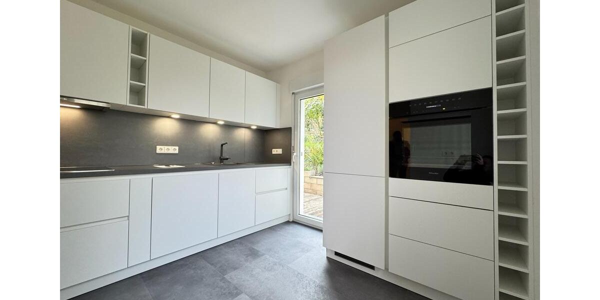 Erdgeschoßwohnung Stuttgart Stuttgart-Ost - 3 Zimmer, 94 m&sup2;, 1.560&euro; | Angebot:26131518
