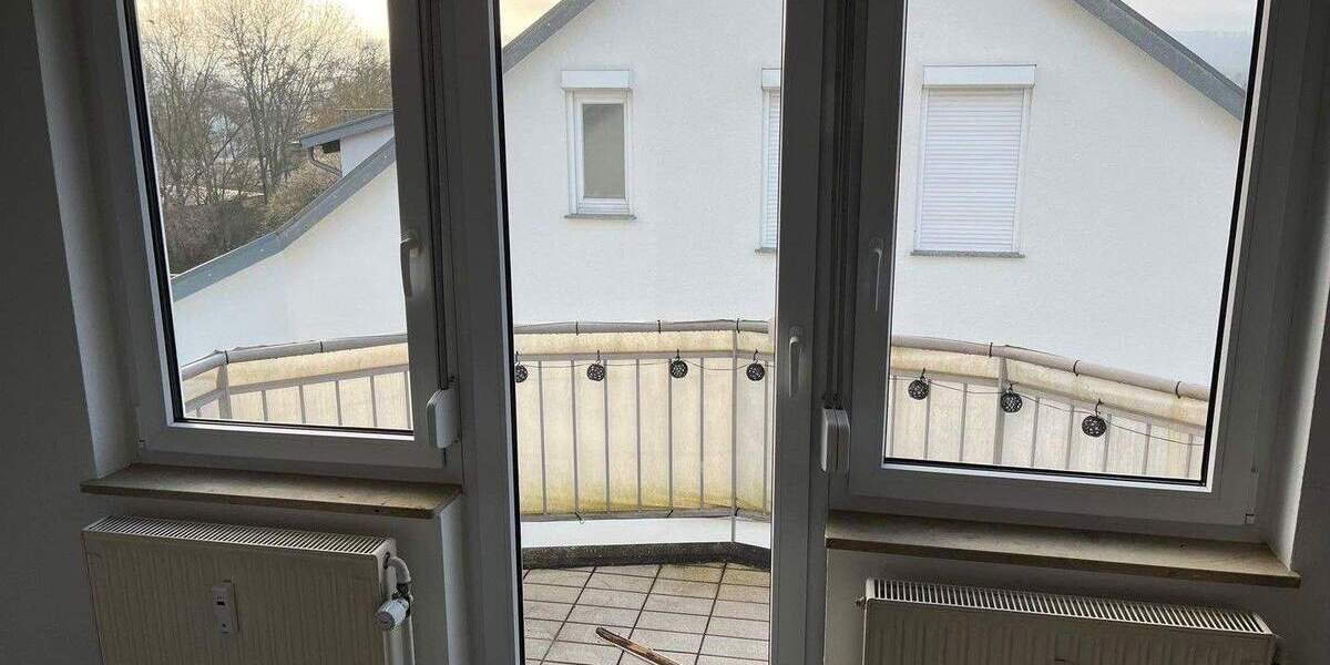 Etagenwohnung Oberstenfeld - 3 Zimmer, 72 m&sup2;, 225.000&euro; | Angebot:25800179