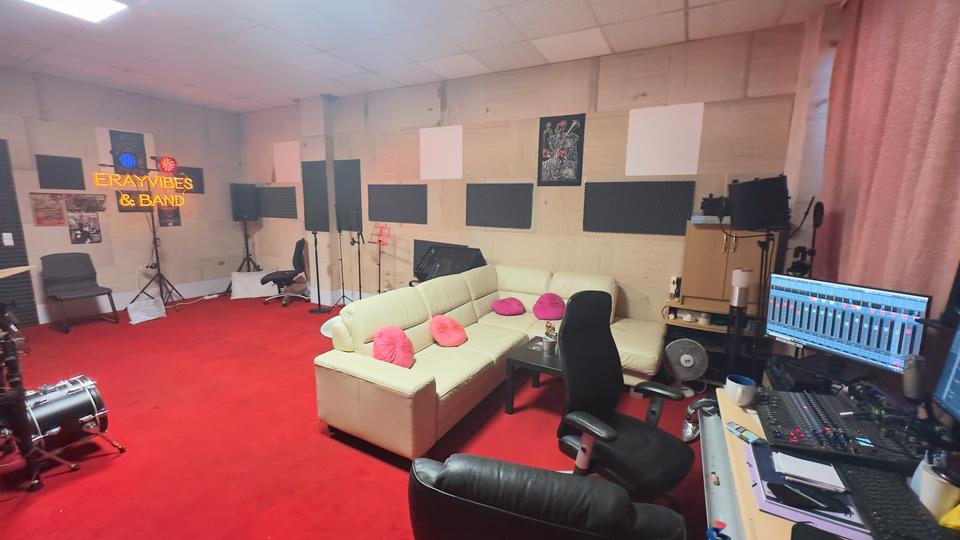 Gewerbeobjekt Stuttgart Luginsland - 200&euro; | Angebot:25326812