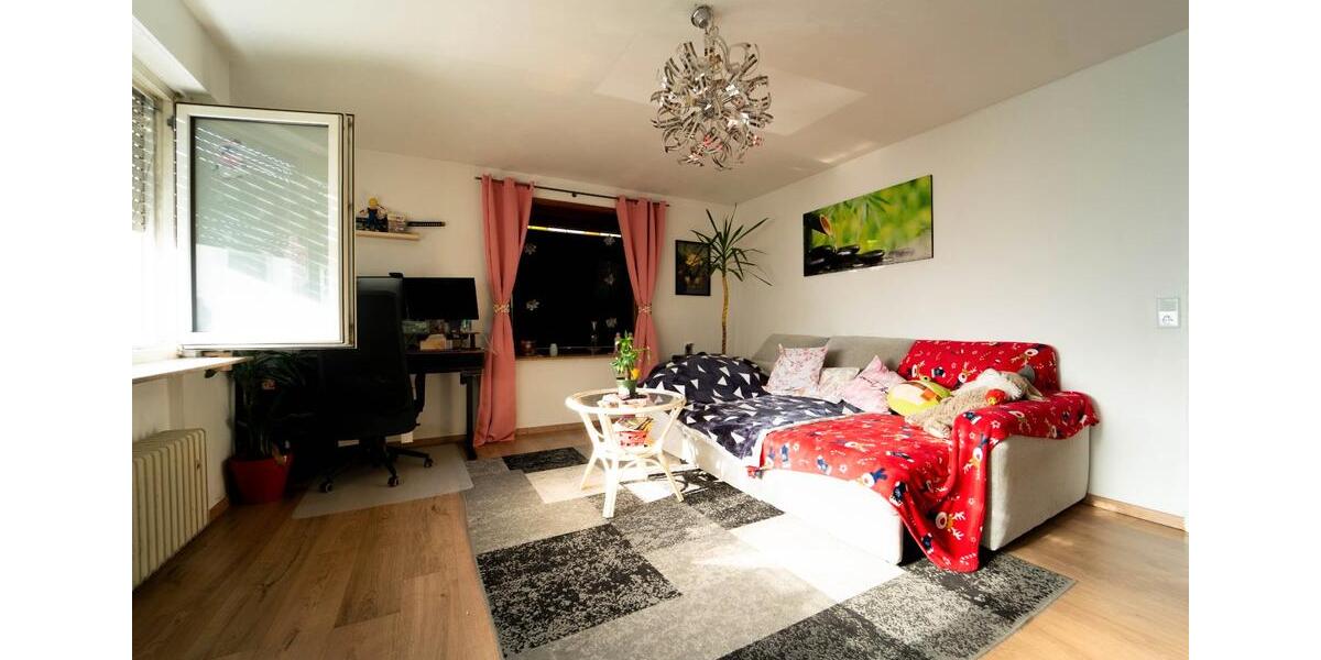 Etagenwohnung Vaihingen an der Enz - 3.5 Zimmer, 79 m&sup2;, 1.000&euro; | Angebot:27611634