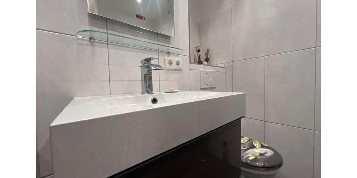 Etagenwohnung Stuttgart Botnang - 2 Zimmer, 63 m&sup2;, 1.200&euro; | Angebot:27554288