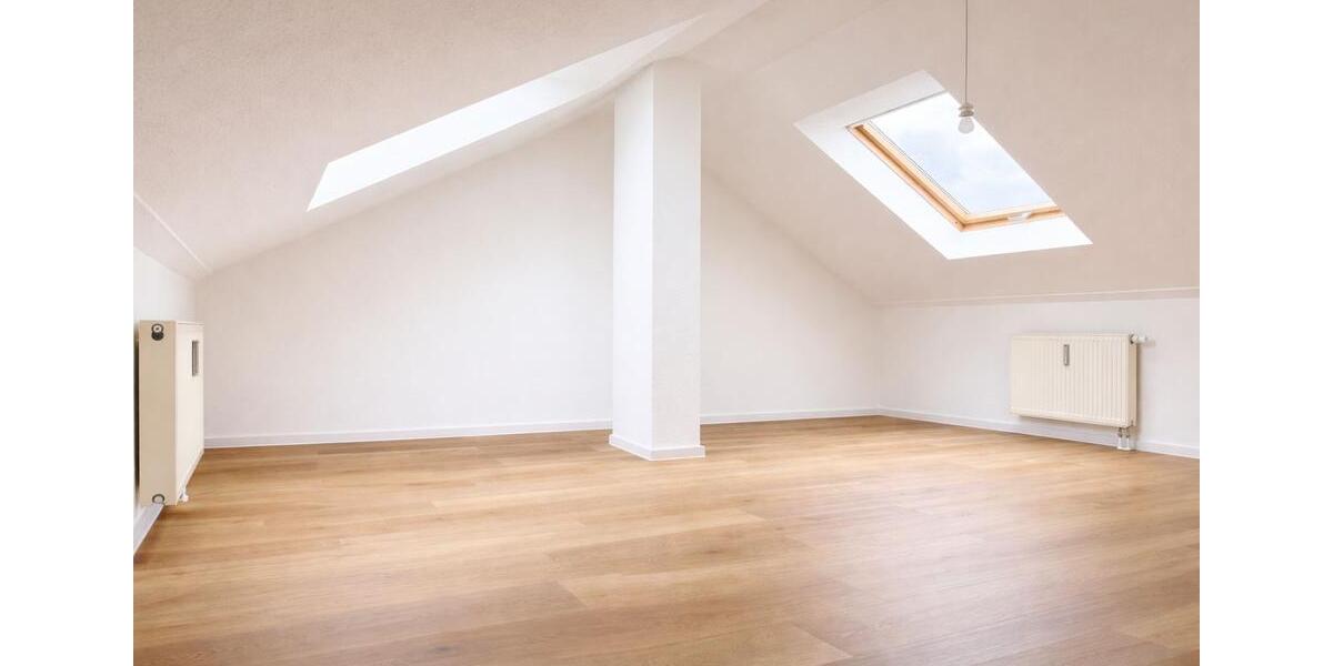 Maisonettenwohnung Ludwigsburg Hoheneck - 2.5 Zimmer, 111 m&sup2;, 1.430&euro; | Angebot:25637933