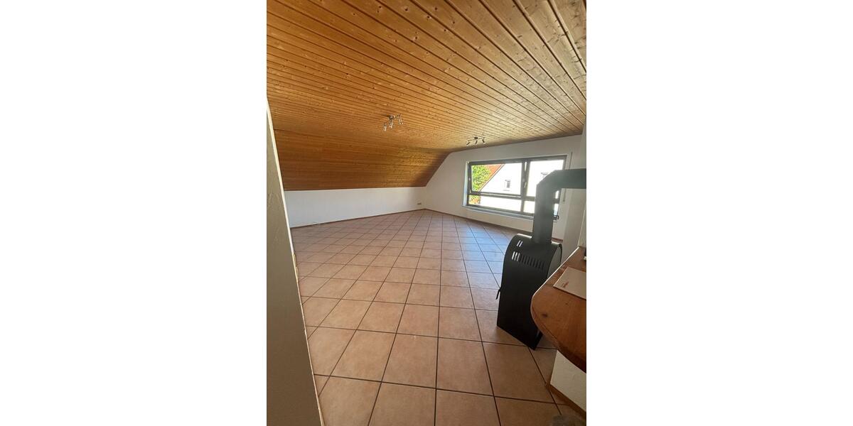 Maisonettenwohnung Markgröningen - 3 Zimmer, 115 m&sup2;, 1.150&euro; | Angebot:22224811