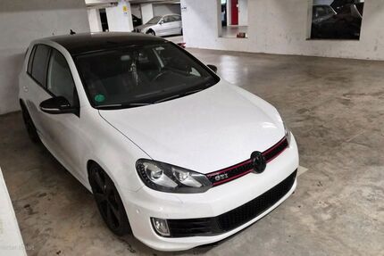 VW Golf 165.000 km 13.249 &euro; Esslingen 73730