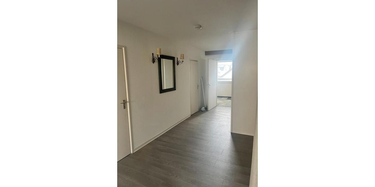 Dachgeschoßwohnung Göppingen - 2 Zimmer, 60 m&sup2;, 500&euro; | Angebot:25942969