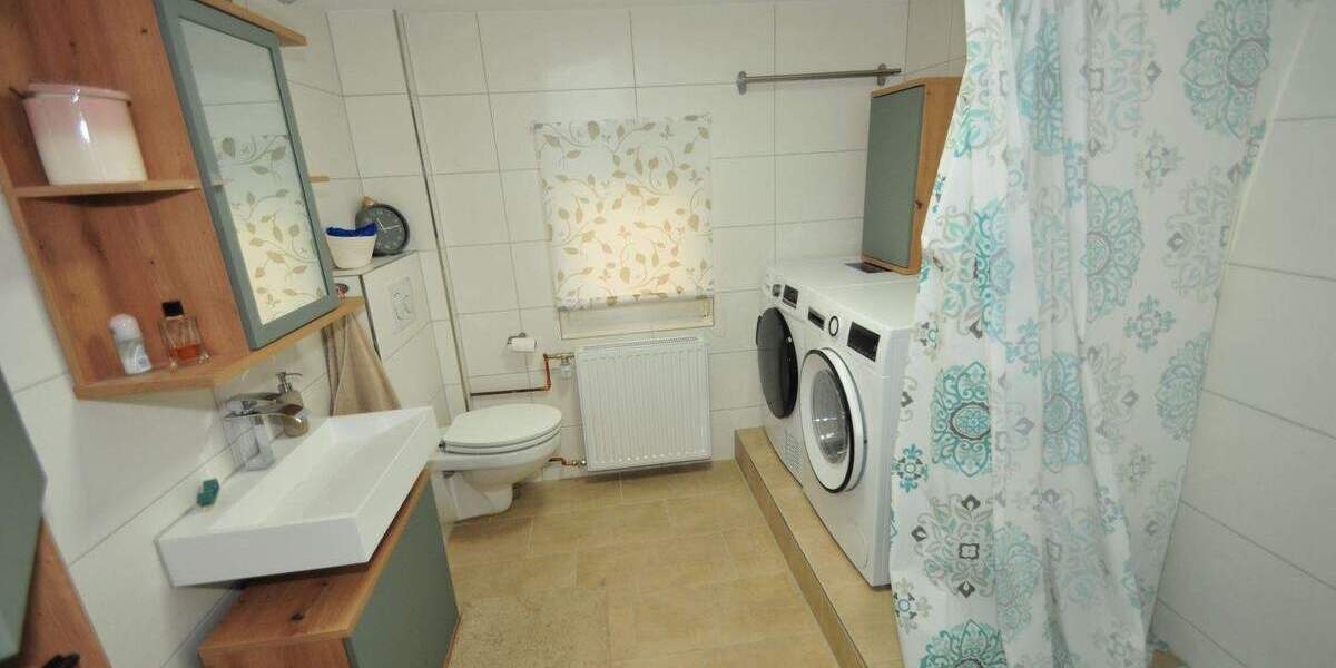 Doppelhaushälfte Leutenbach - 6 Zimmer, 125 m&sup2;, 465.000&euro; | Angebot:26028975