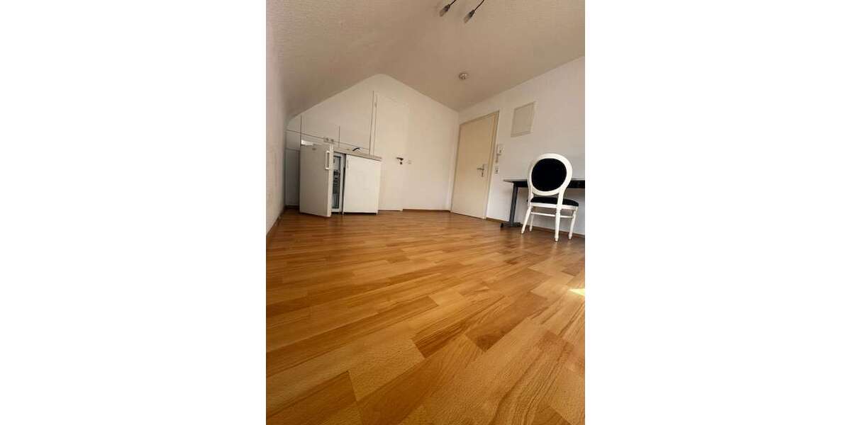 Etagenwohnung Stuttgart- Feuerbach Feuerbach - 1 Zimmer, 19 m&sup2;, 355&euro; | Angebot:25420436