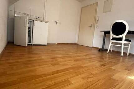 Wohnung Stuttgart- Feuerbach Feuerbach - 1 Zimmer, 19 m&sup2;, 355&euro; | Angebot:25420436