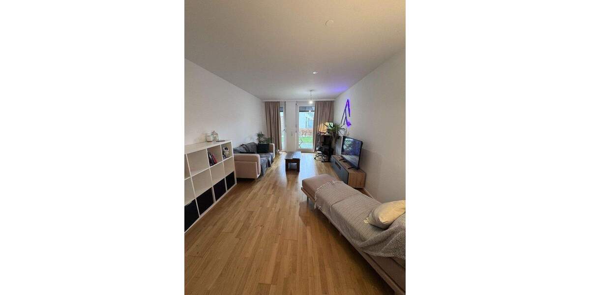 Terrassenwohnung Stuttgart Nord - 2 Zimmer, 77 m&sup2;, 1.280&euro; | Angebot:25757033