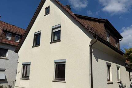 Haus Stuttgart Stammheim - 7 Zimmer, 135 m&sup2;, 585.000&euro; | Angebot:25704057