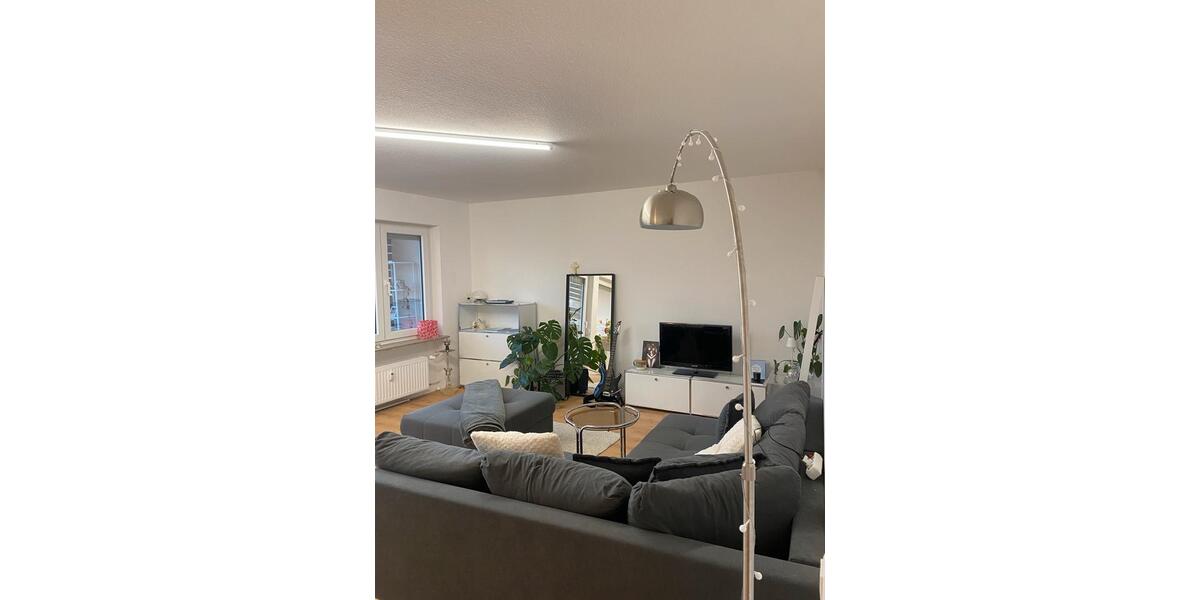 Etagenwohnung Kornwestheim - 2.5 Zimmer, 88 m&sup2;, 1.290&euro; | Angebot:25611452