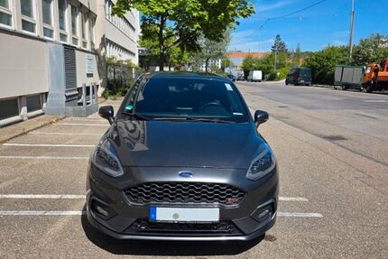 Ford Fiesta 132.000 km 12.000 &euro; Gerlingen 70838